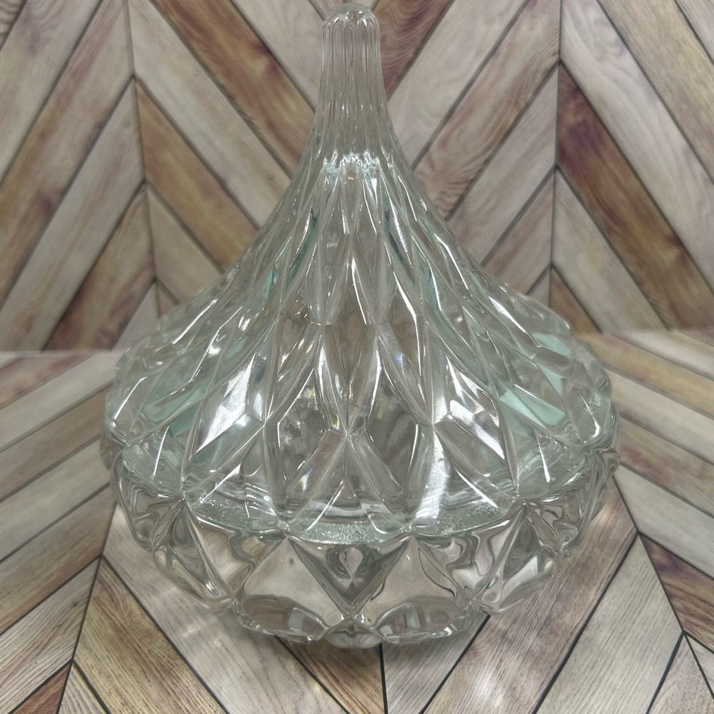 Hershey's Kisses Licensed Crystal Covered Candy Dish - Picture 4 of 6